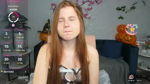 Snapshot of ki_wizz chatting on October 27, 3:24 am Ellie online show from October 27, 3:24 am