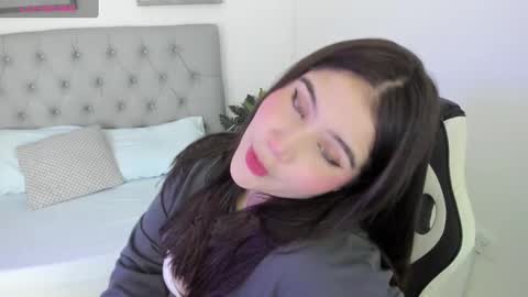 Kiara online show from January 17, 2:29 am