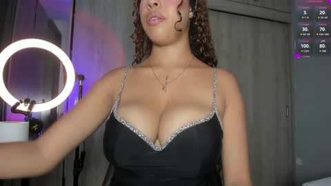 Snapshot of kianys chatting on December 29, 1:24 am KIANYS online show from December 29, 1:24 am