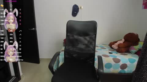 Evelyn online show from December 31, 9:39 pm