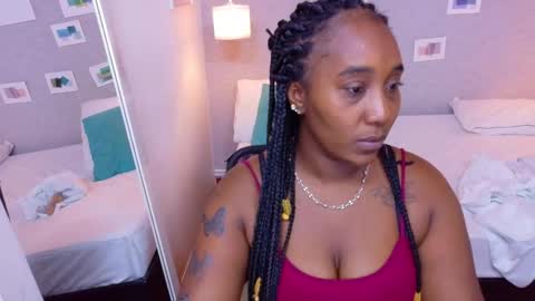 Snapshot of kiara_evanss chatting on October 10, 2:49 am Kiara online show from October 10, 2:49 am