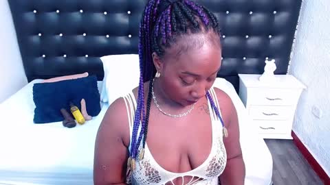 Snapshot of kiara_evanss chatting on January 17, 4:47 pm Kiara online show from January 17, 4:47 pm