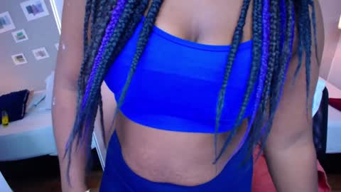 Snapshot of kiara_evanss chatting on January 28, 8:04 pm Kiara online show from January 28, 8:04 pm