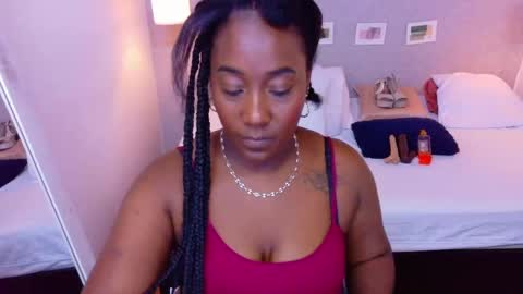 Snapshot of kiara_evanss chatting on September 12, 2:23 am Kiara online show from September 12, 2:23 am