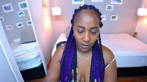 Snapshot of kiara_evanss chatting on January 15, 2:02 pm Kiara online show from January 15, 2:02 pm