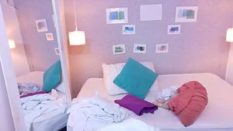 Snapshot of kiara_evanss chatting on September 20, 2:43 am Kiara online show from September 20, 2:43 am