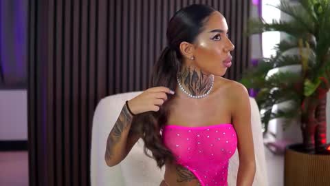 kiara_moreno online show from September 13, 8:44 am