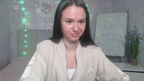 Snapshot of kiaracriegs chatting on September 29, 6:57 pm Kara online show from September 29, 6:57 pm