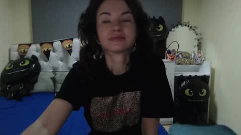 Snapshot of kiaracriegs chatting on October 15, 5:48 pm Kara online show from October 15, 5:48 pm