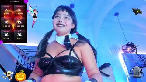 Snapshot of kiim01 chatting on October 31, 7:51 pm kiim01 online show from October 31, 7:51 pm