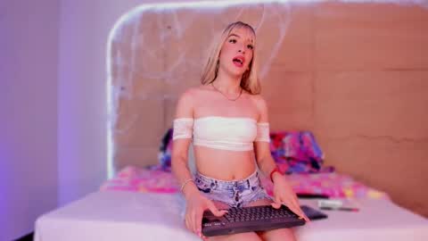 kiimcooperr online show from October 27, 12:12 pm