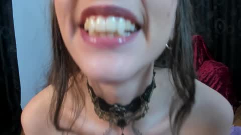 Snapshot of kiizzukyuwu chatting on October 7, 4:28 am Kizuky online show from October 7, 4:28 am