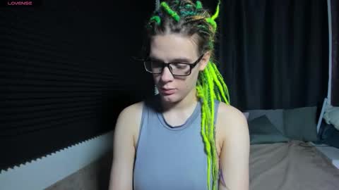 Kiki online show from September 25, 10:03 am