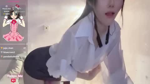 kiki_loveu online show from February 17, 3:55 pm