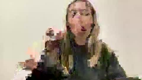 Snapshot of kikibae2 chatting on February 20, 12:08 am kikibae2 online show from February 20, 12:08 am