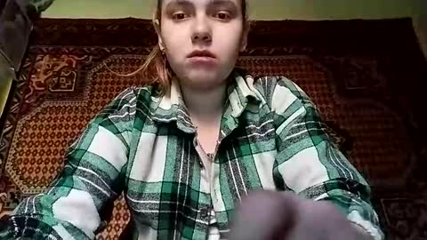 kikibang_ online show from November 22, 8:28 am