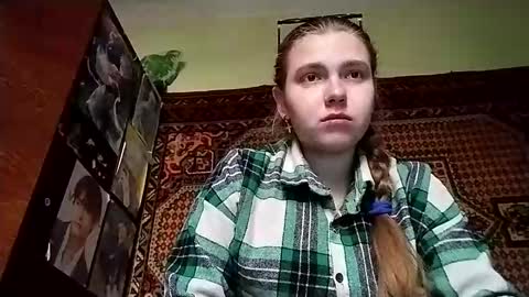 kikibang_ online show from November 20, 8:15 am