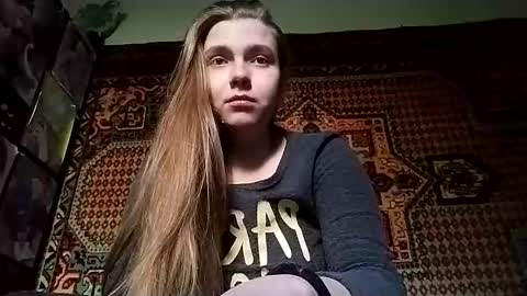 kikibang_ online show from January 10, 9:25 am