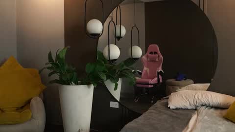 Snapshot of kim_beckett chatting on October 20, 12:52 pm Kim online show from October 20, 12:52 pm