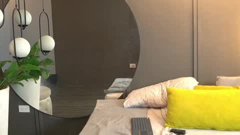 Snapshot of kim_beckett chatting on October 17, 1:47 pm Kim online show from October 17, 1:47 pm