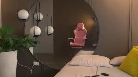 Snapshot of kim_beckett chatting on September 17, 1:09 pm Kim online show from September 17, 1:09 pm