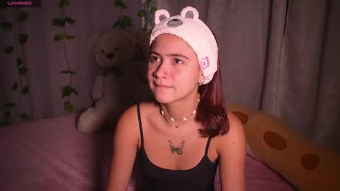 ISABELLA 3 online show from January 24, 6:24 am