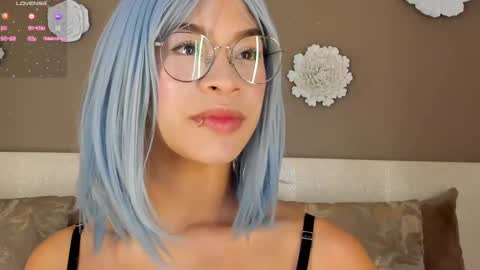 KIM online show from March 5, 2:25 am