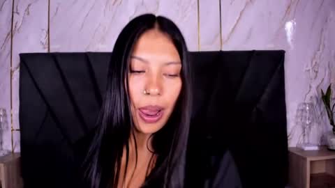kim  online show from September 10, 8:20 pm
