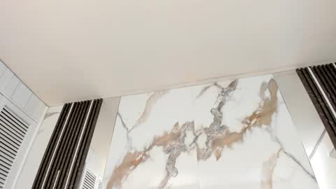 K I M online show from September 19, 2:49 pm