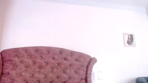 Snapshot of kim_lennon chatting on March 7, 1:51 pm K I M online show from March 7, 1:51 pm