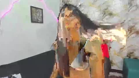 kim online show from April 10, 5:08 pm