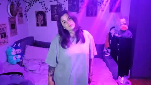 Kessy online show from August 3, 6:13 pm