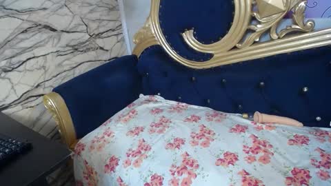 kimberly online show from October 29, 9:06 pm