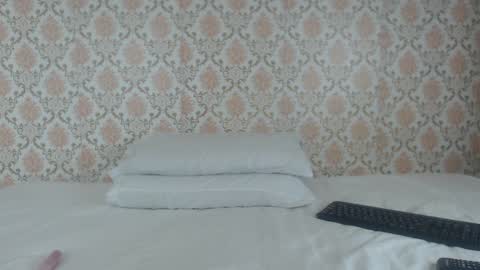Snapshot of kimberly_perez__ chatting on February 2, 11:32 pm Kimberly online show from February 2, 11:32 pm