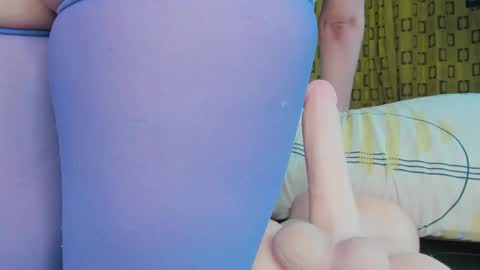 Snapshot of kimberly_perez__ chatting on September 28, 1:23 am Kimberly online show from September 28, 1:23 am