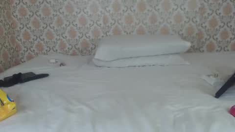 Snapshot of kimberly_perez__ chatting on February 14, 9:21 pm Kimberly online show from February 14, 9:21 pm