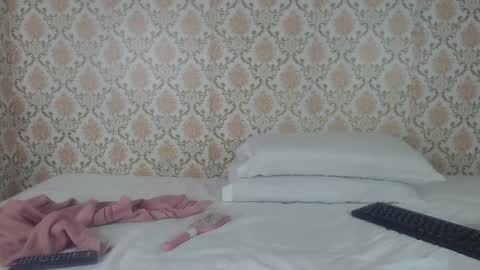 Snapshot of kimberly_perez__ chatting on January 19, 11:00 pm Kimberly online show from January 19, 11:00 pm