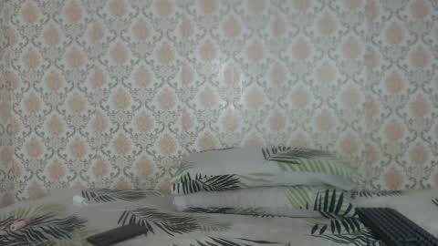 Snapshot of kimberly_perez__ chatting on December 24, 11:49 am Kimberly online show from December 24, 11:49 am
