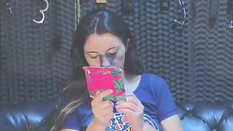  KIMBERLY SWAN  online show from January 26, 7:09 pm