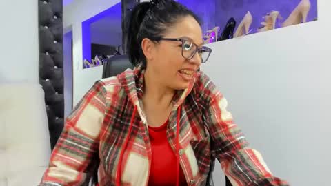 Snapshot of kimberlybirdhot chatting on February 8, 2:36 am Kimberly online show from February 8, 2:36 am