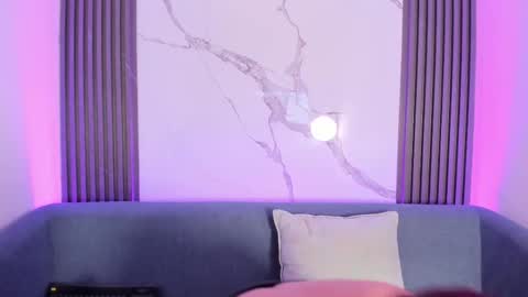 Kimberly Loren online show from September 25, 8:39 pm