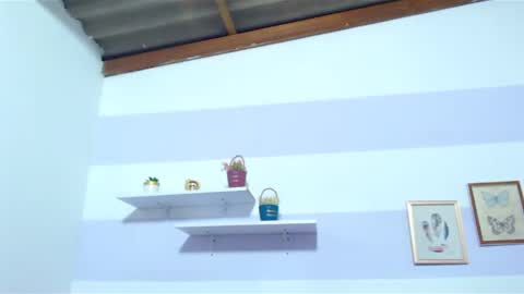 Kim  online show from February 4, 6:49 pm