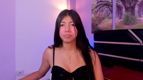 Kimberly Villalobos online show from December 14, 11:50 am