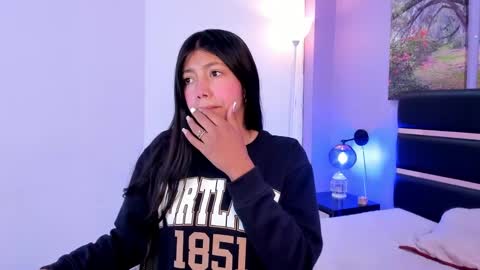 Kimberly Villalobos online show from December 11, 12:02 pm