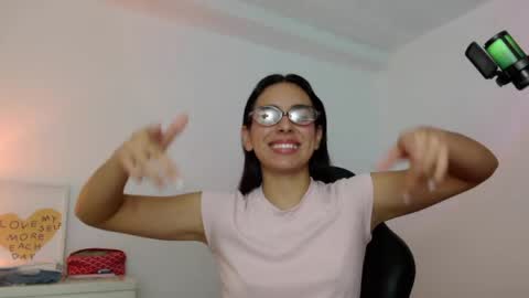 CAMI online show from May 30, 2:20 am