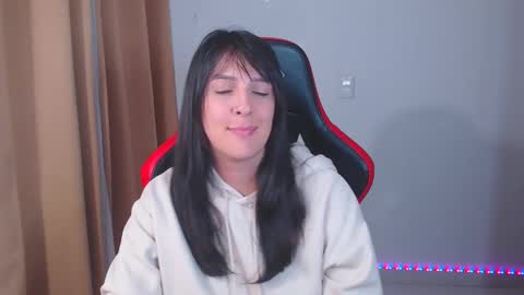 Snapshot of kimflexible_ chatting on January 5, 3:32 am Kim 3 online show from January 5, 3:32 am