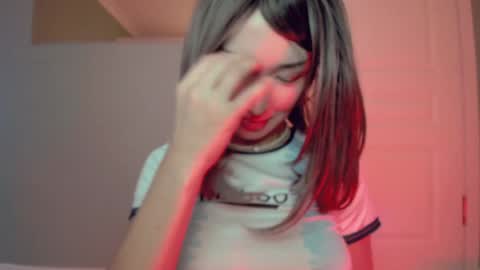 Kiki  online show from December 19, 5:18 am