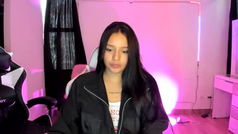 Snapshot of kimmi_foxy chatting on January 30, 8:31 pm kimmi online show from January 30, 8:31 pm