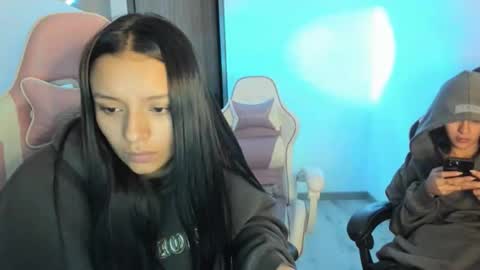 kimmi online show from October 14, 11:07 pm