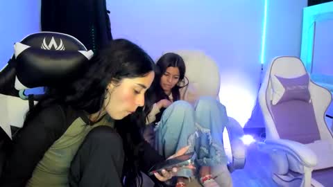 Snapshot of kimmi_foxy chatting on March 4, 11:11 pm kimmi online show from March 4, 11:11 pm